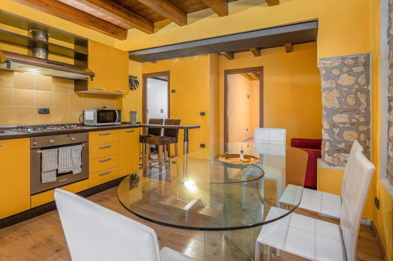 Stylish 2 Bedroom With Balcony Verona Buitenkant foto