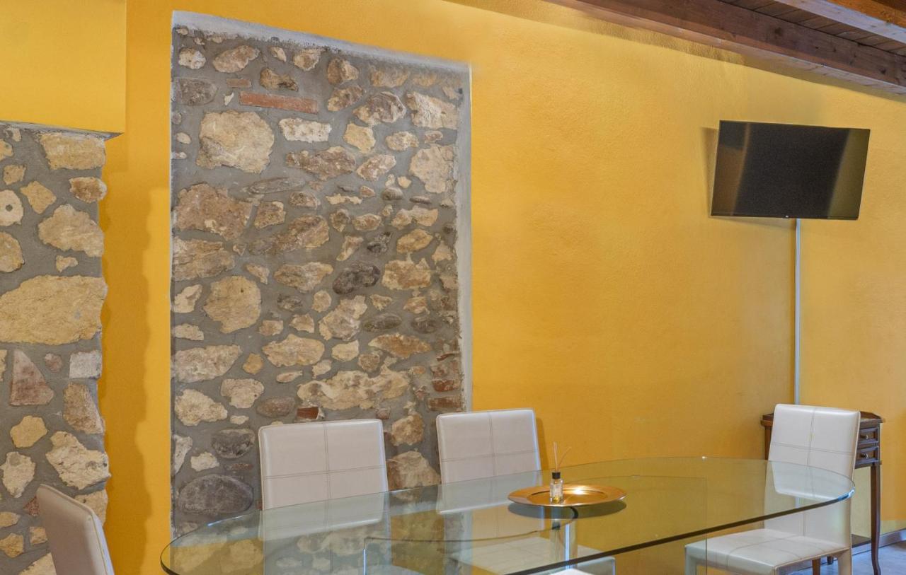 Stylish 2 Bedroom With Balcony Verona Buitenkant foto